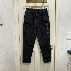 American eagle hi-rise mom jean